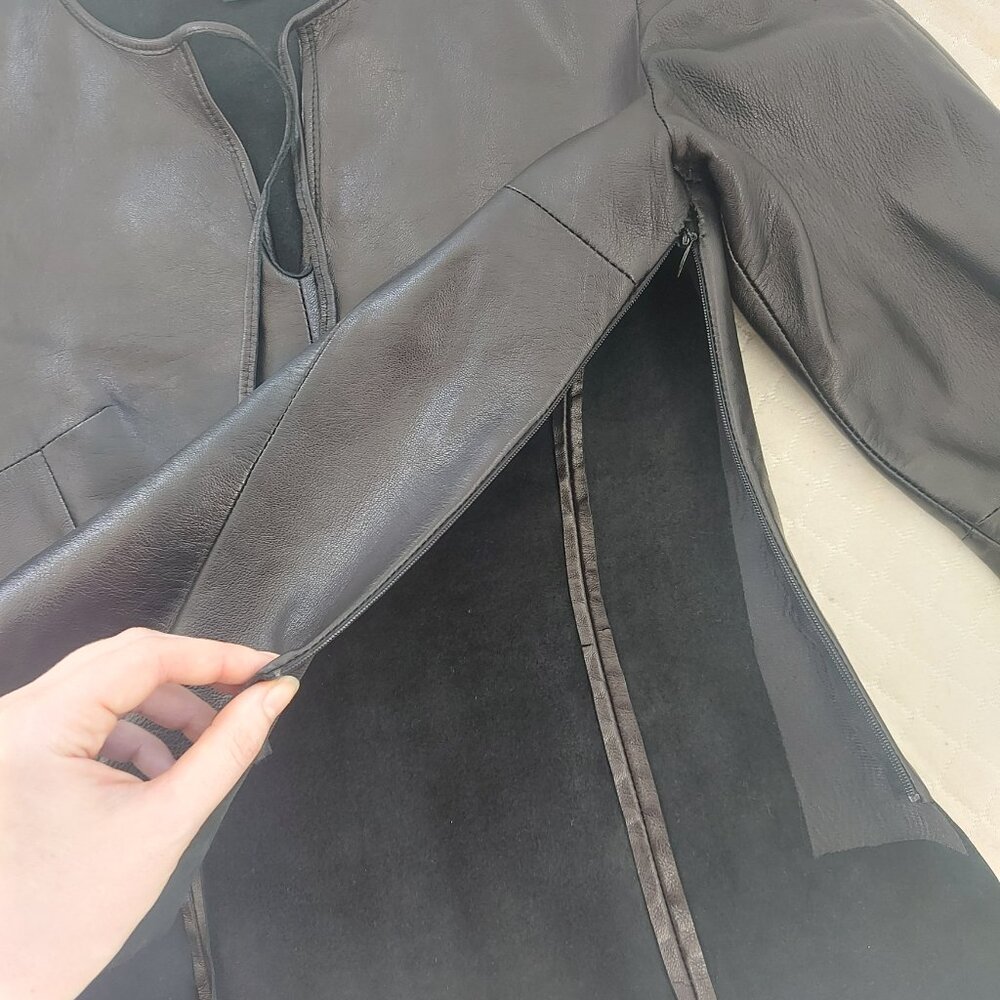 Danier leather two piece skirt suit - Picture 6 of 10